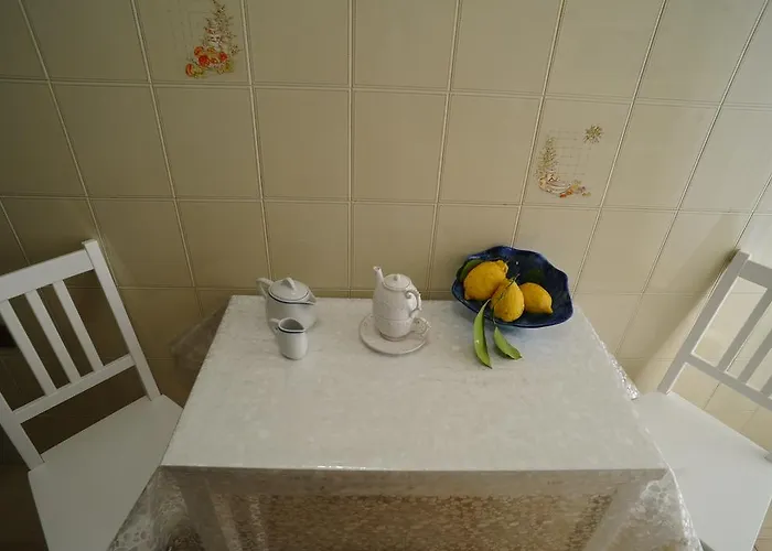 Daniela House * マイオーリ