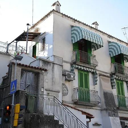 Daniela House בית נופש