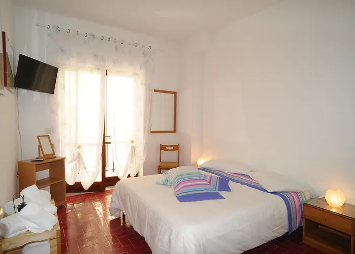 Daniela House Nyaraló *